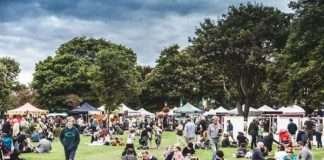 Sunday Market a Dun Laoghaire Sunday Market a Dun Laoghaire