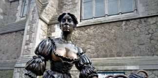Chi è Molly Malone e da dove nasce la leggenda chi è Molly Malone - Statua