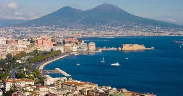 Quanti abitanti ha napoli Quanti abitanti ha napoli