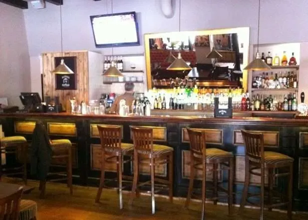 British Bulldog Pub - Sports Bar