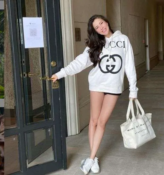 sririta jensen - modella thai famosa