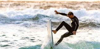 Scuole Surf a Lisbona in Portogallo Scuole Surf a Lisbona in Portogallo