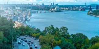 Che lingua si parla in Ucraina ? Scopri l’ucraino, il russo e le lingue minoritarie Che lingua si parla in Ucraina